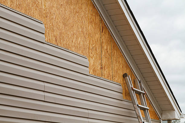 24/7 Emergency Siding Repair experts in Darien, IL